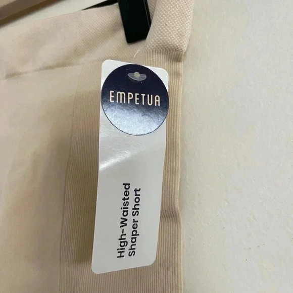 Shapermint Empetua® High-Waisted Shaper Short M/ L Shapewear - Picture 2 of 7